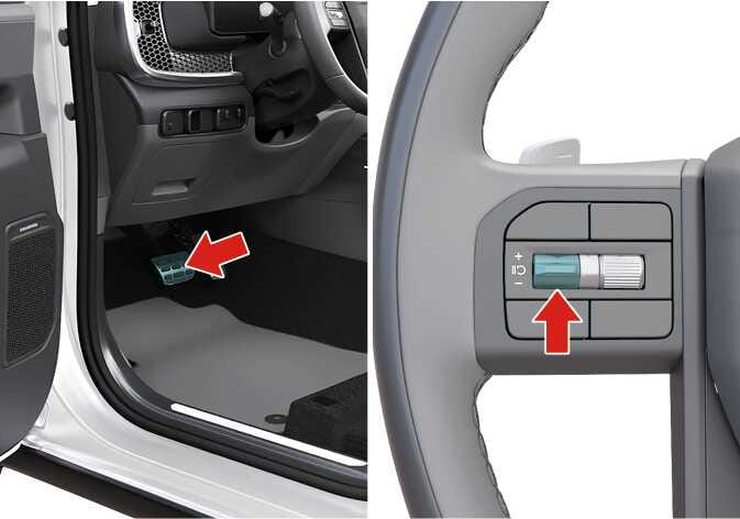 2026 기아 타스만 스마트 크루즈 컨트롤 조작 이미지입니다. 좌측은 청록색으로 강조된 브레이크 페달과 붉은색 화살표를, 우측은 스티어링 휠의 조절 스위치를 위로 올리는 붉은색 화살표를 보여줍니다. 브레이크 페달과 스위치를 조작하여 주행 속도를 설정하거나 재개하는 기능을 설명합니다.